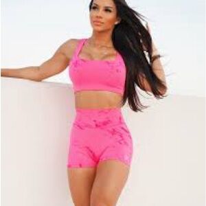 SOLD ON Ⓜ️… Bombshell Sportswear Marble Shorts